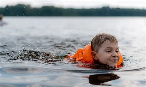 How to Keep Your Kids Safe from Summertime Illnesses and Injuries ...