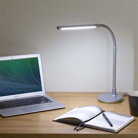 Satechi Flexible LED Desk Lamp with USB Charger | Gadgetsin