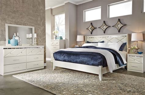 Pictures Of Bedroom Furniture Sets