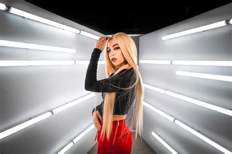 Ava Max HD, HD Wallpaper | Rare Gallery