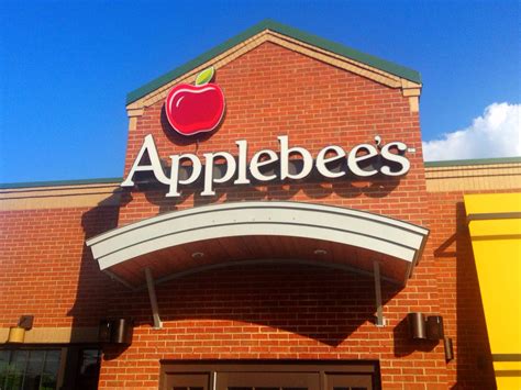 Applebee's is closing up to 135 locations - Business Insider