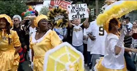 Saints' Will Smith Gets New Orleans Style Sendoff