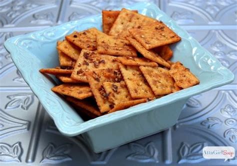 Spicy Saltines: 5-Ingredients No-Bake Fire Cracker Recipe | Recipe | Recipes, Easy party food, Food