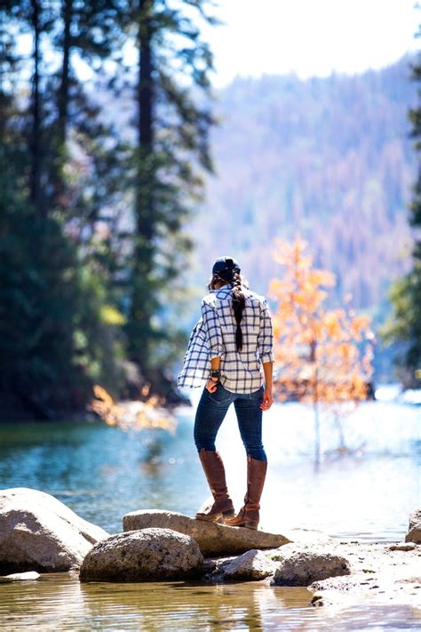 A Cute Summer Hiking Outfit for a Casual Summer Hike