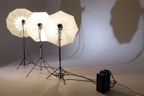 Photography Studio Umbrella Lighting: What You Need to Know | Visual ...