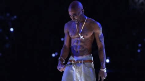 La historia del holograma de Tupac Shakur en el Coachella 2012