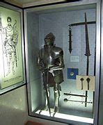 Category:Medieval blunt weapons - Wikimedia Commons