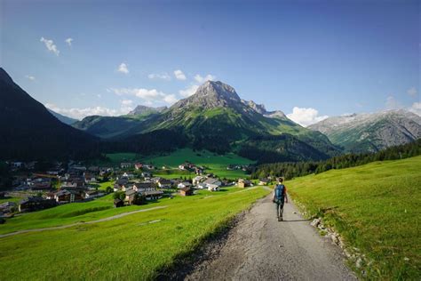 Best Places to Stay in Austria in Summer: Alpine Villages and Hiking Towns