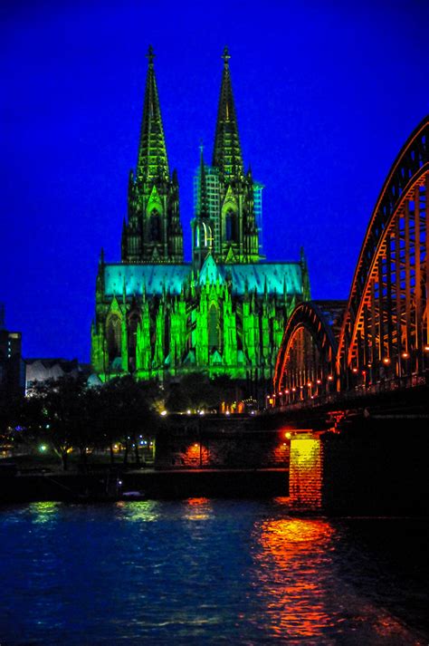 Cologne Cathedral and Hohenzollern Bridge at Night - Colog… | Flickr