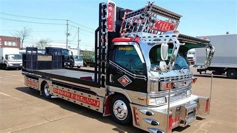 This Ridiculously Awesome Dekotora-Style Truck Can Be Yours