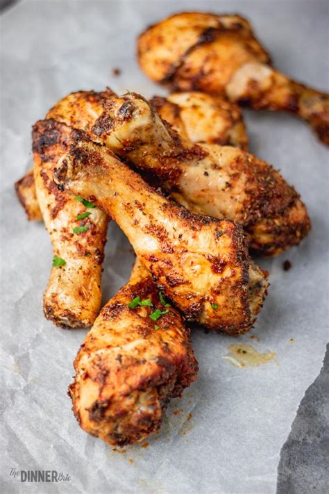 Easy Baked Chicken Drumsticks - The Dinner Bite