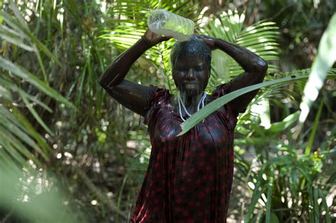 Jarawa, India, Indigenous people, African-Asians, indigenous rights - Claire Beilvert