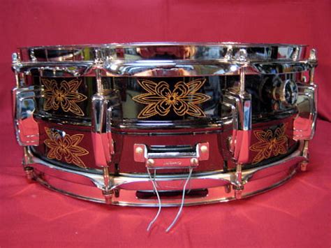 Ludwig 70s Engraved Black Beauty