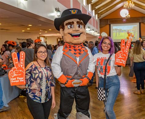 The Newsroom - University marks fourth anniversary with UTRGV Day