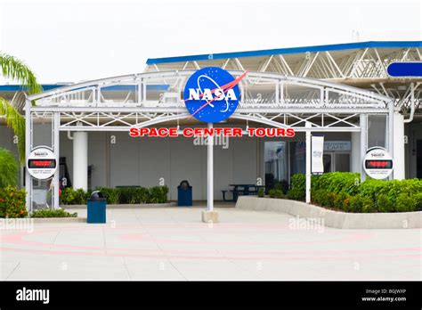 Kennedy Space Centre Center , entrance to NASA complex with Space ...