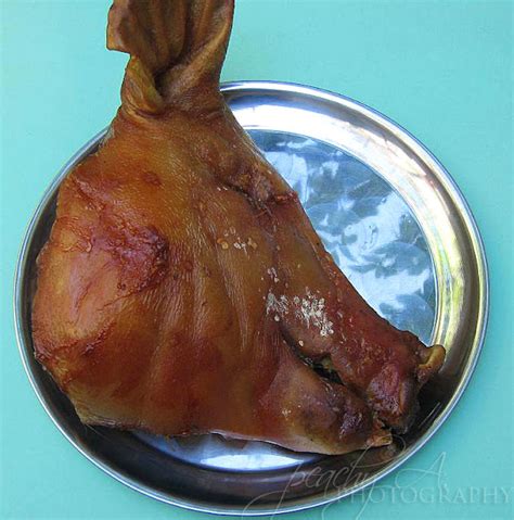 Roasted Pig's Head/ Lechong Ulo ng Baboy | The Peach Kitchen