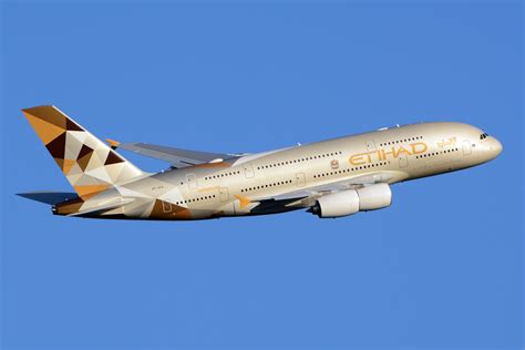 File:Etihad Airways - Airbus A380-861.jpg - Wikimedia Commons