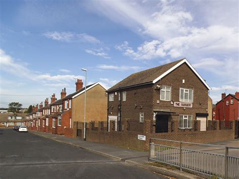 The Surgery, York Road, Leeds © Stephen Craven cc-by-sa/2.0 :: Geograph Britain and Ireland