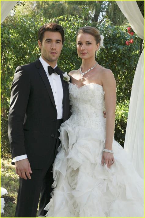 Relive Emily VanCamp & Josh Bowman's Wedding on 'Revenge': Photo 3898145 | Emily VanCamp, Joshua ...