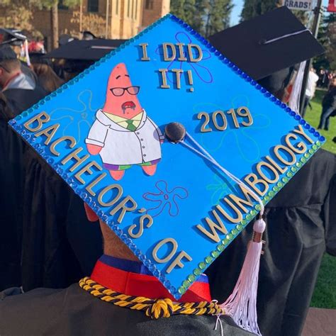 Spongebob Grad Cap #graduationdresscollege I did it, Spongebob, Patrick ...