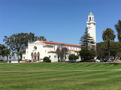 Loyola Marymount University Tours - Book Now | Expedia