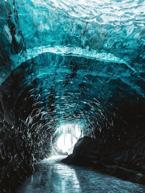 Crystal glacier ice cave in Iceland | Free Photo - rawpixel