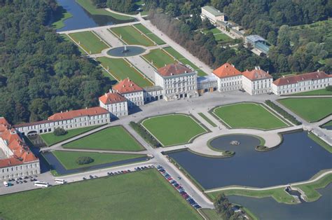 Nymphenburg Palace, Munich | Beautiful castles, Vista, Palace