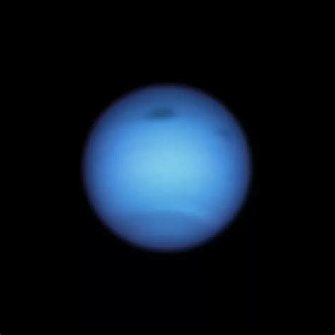 Oxford researchers observe dark spot on Neptune from the ground - Cherwell