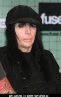 Mick Mars Biography, Mick Mars's Famous Quotes - Sualci Quotes 2019