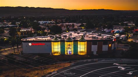 The wild history of Tully Road's Chuck E. Cheese in San Jose, California - SJtoday