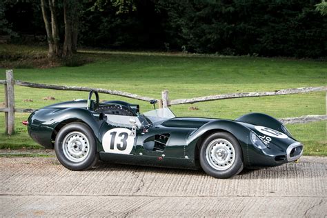 1959 Lister-Jaguar 'Knobbly' Race Car | Uncrate