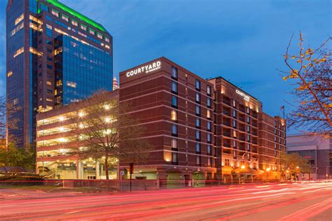 Courtyard by Marriott Louisville Downtown in Louisville, KY - (502) 562 ...