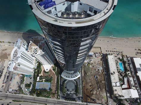 Porsche Design Tower Miami