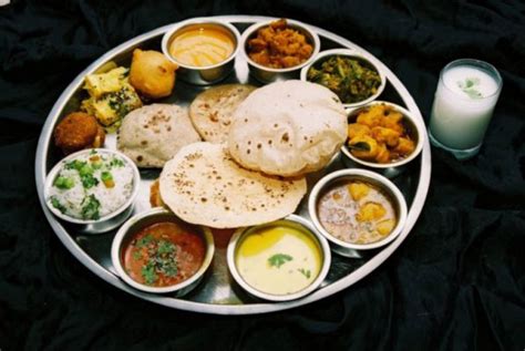 A complete WIKI guide of Gujarati Cuisine: Best of Gujarat – Realbharat