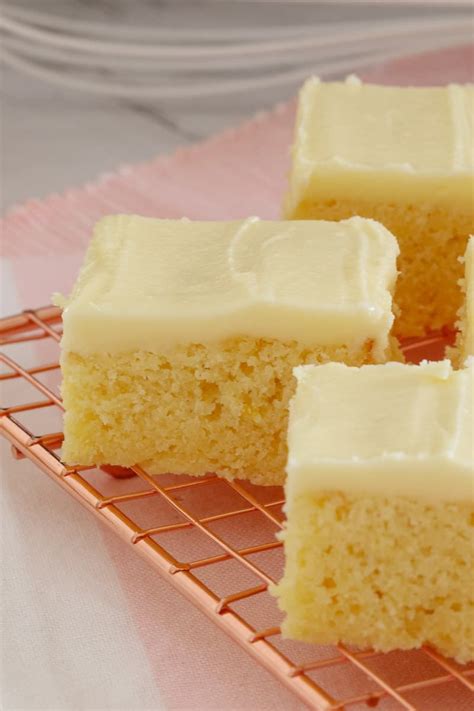 Easy Lemon Slice | Classic Recipe - Bake Play Smile