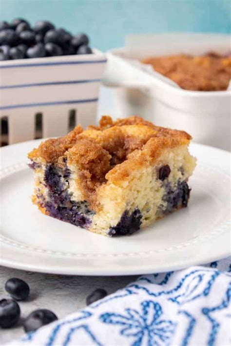 Bisquick Blueberry Coffee Cake Recipe - By Kelsey Smith