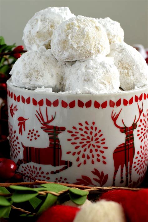 Russia Christmas Deserts : Russian Tea Cakes | Kitchen Nostalgia : 65 ...