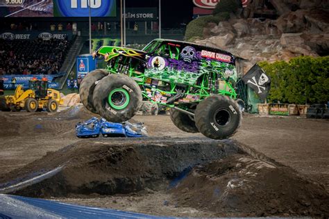 "Monster Jam" Epic Monster Truck Show | Oakland Coliseum