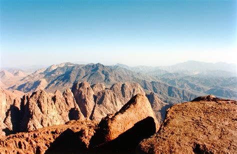 Climbing Jebel Lawz: Then & Now - Split Rock Research Foundation | Sinai in Arabia | Mt. Horeb ...