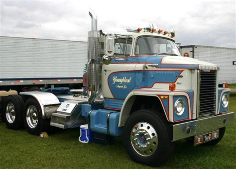 1974 Dodge Duall rear axle | Dodge trucks, Classic pickup trucks, Trucks