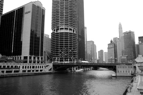 A Photo Every 24 Hours: Chicago River Bridges