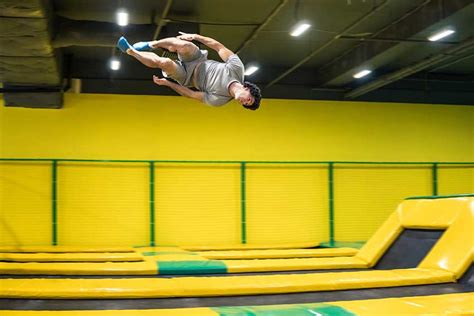 Trampoline Parks For Adults: Can Adults Go to Trampoline Parks ...