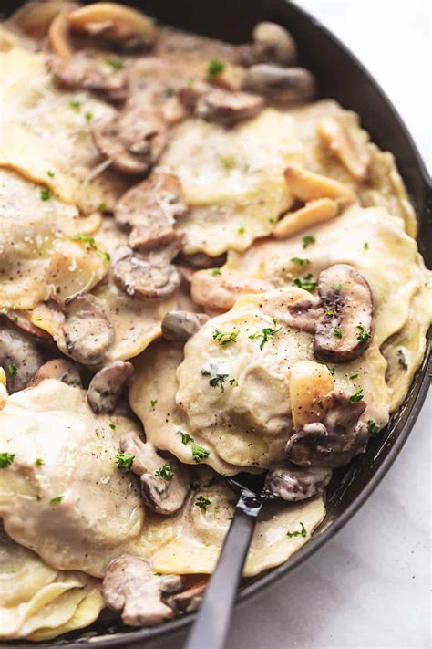 Ravioli with Mushroom Cream Sauce - Creme De La Crumb