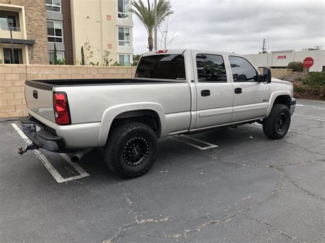 2005 Duramax 4wd Crew Cab | River Daves Place