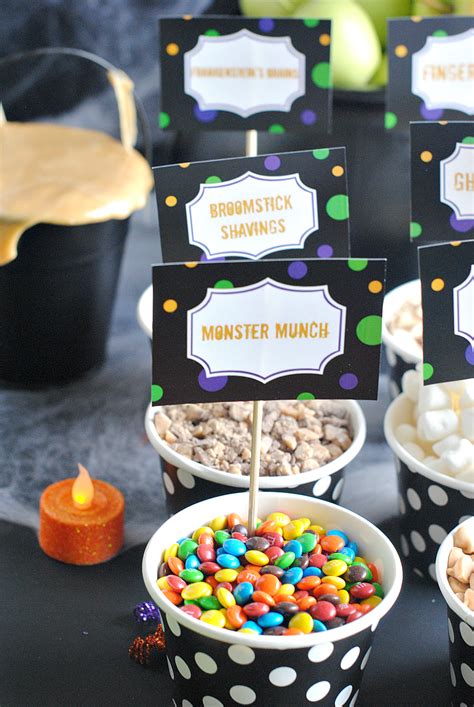 How to Host an Amazing Witch's Night Out Halloween Party