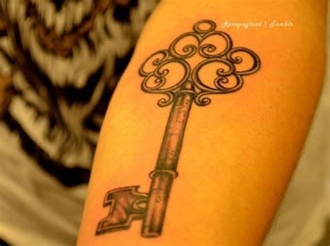 Pin by Jennifer LaMie on Tattoo ideas | Key tattoos, Vintage key tattoos, Antique key tattoos