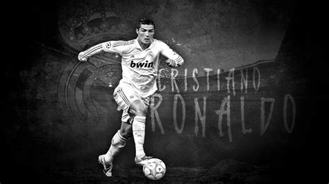 Download Soccer Cristiano Ronaldo Sports HD Wallpaper by ElnazTajaddod