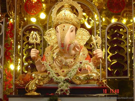 dagdusheth halwai ganpati 2013 hd wallpaper - windows 10 Wallpapers