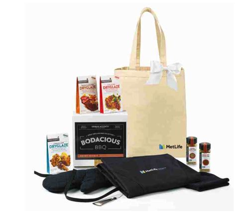 32 Swag Bag Ideas for Employees, Customers & Events (2021)