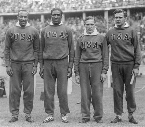 9 Photos Of Jesse Owens At The 1936 Olympics Show What An American Hero ...